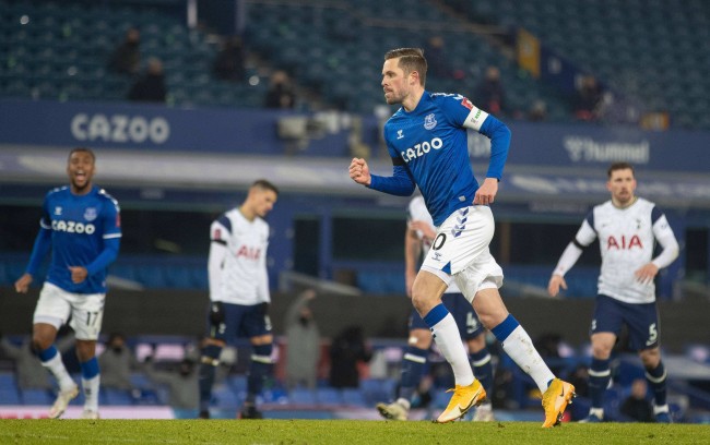 也为球队贡 也为球队贡